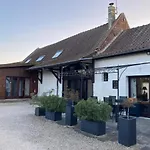 La Ferme De La Place B&B Bouvines