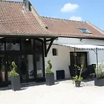 La Ferme De La Place Nocleg ze śniadaniem Bouvines