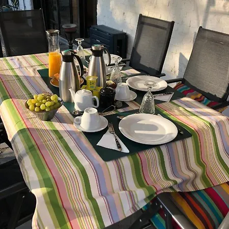 La Ferme De La Place Bouvines