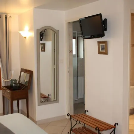 La Ferme De La Place 3* Bouvines