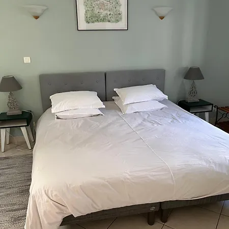 La Ferme De La Place לינה וארוחת בוקר 3*