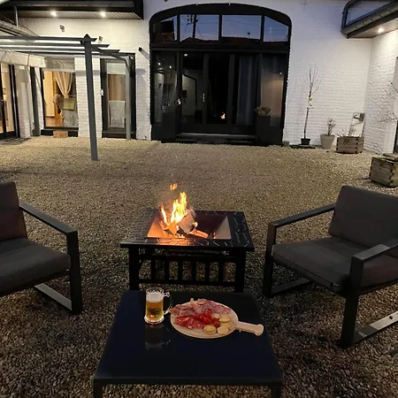 La Ferme De La Place לינה וארוחת בוקר 3*