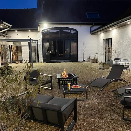 فندق مبيت وإفطار La Ferme De La Place