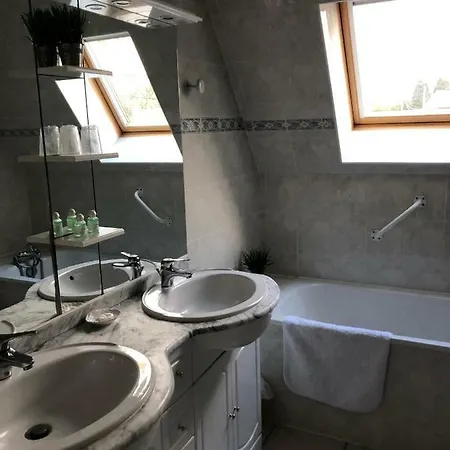 Frühstückspension La Ferme De La Place Bouvines